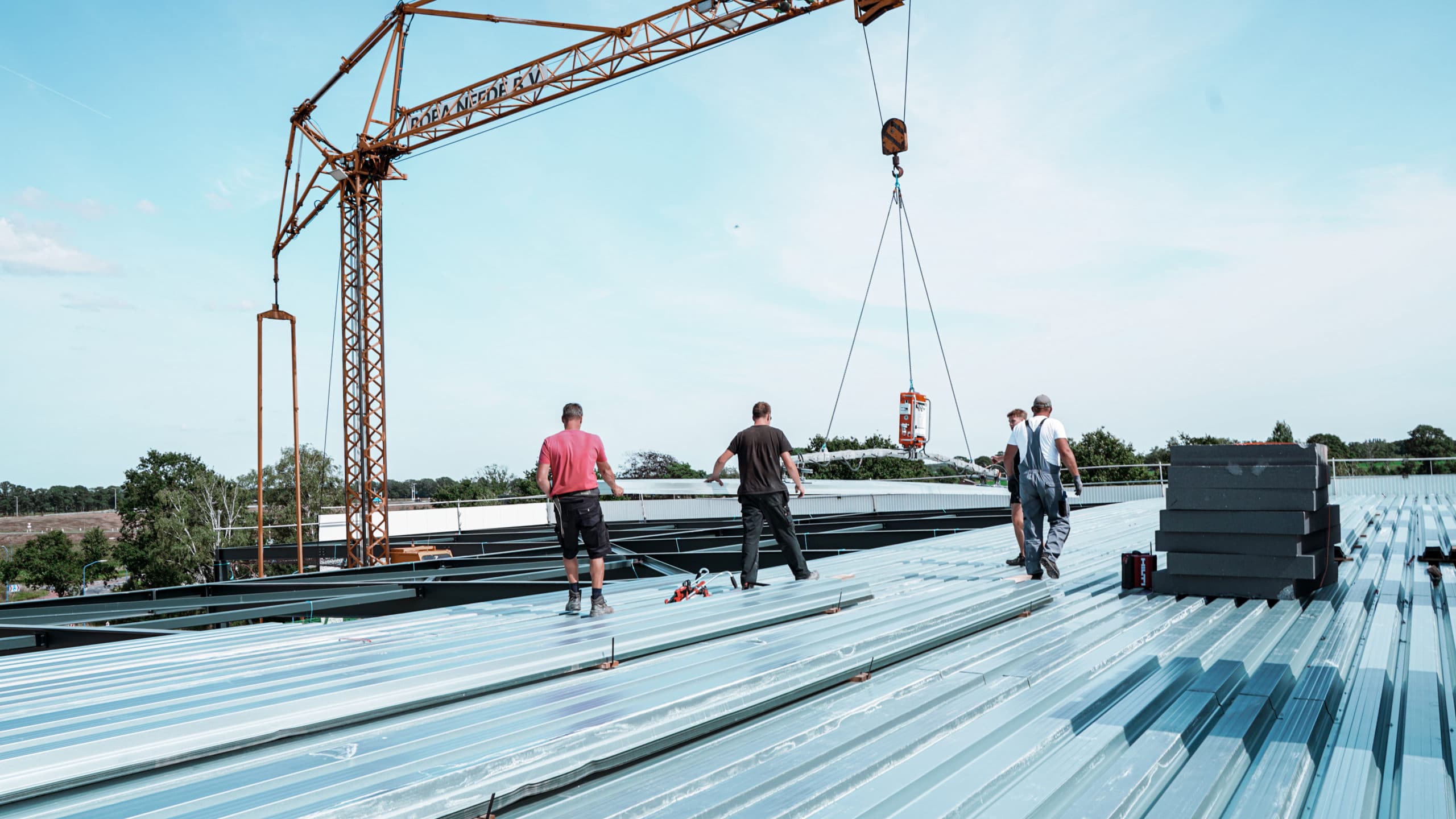 Mitarbeiter bei der Arbeit von Ropa Tore GmbH